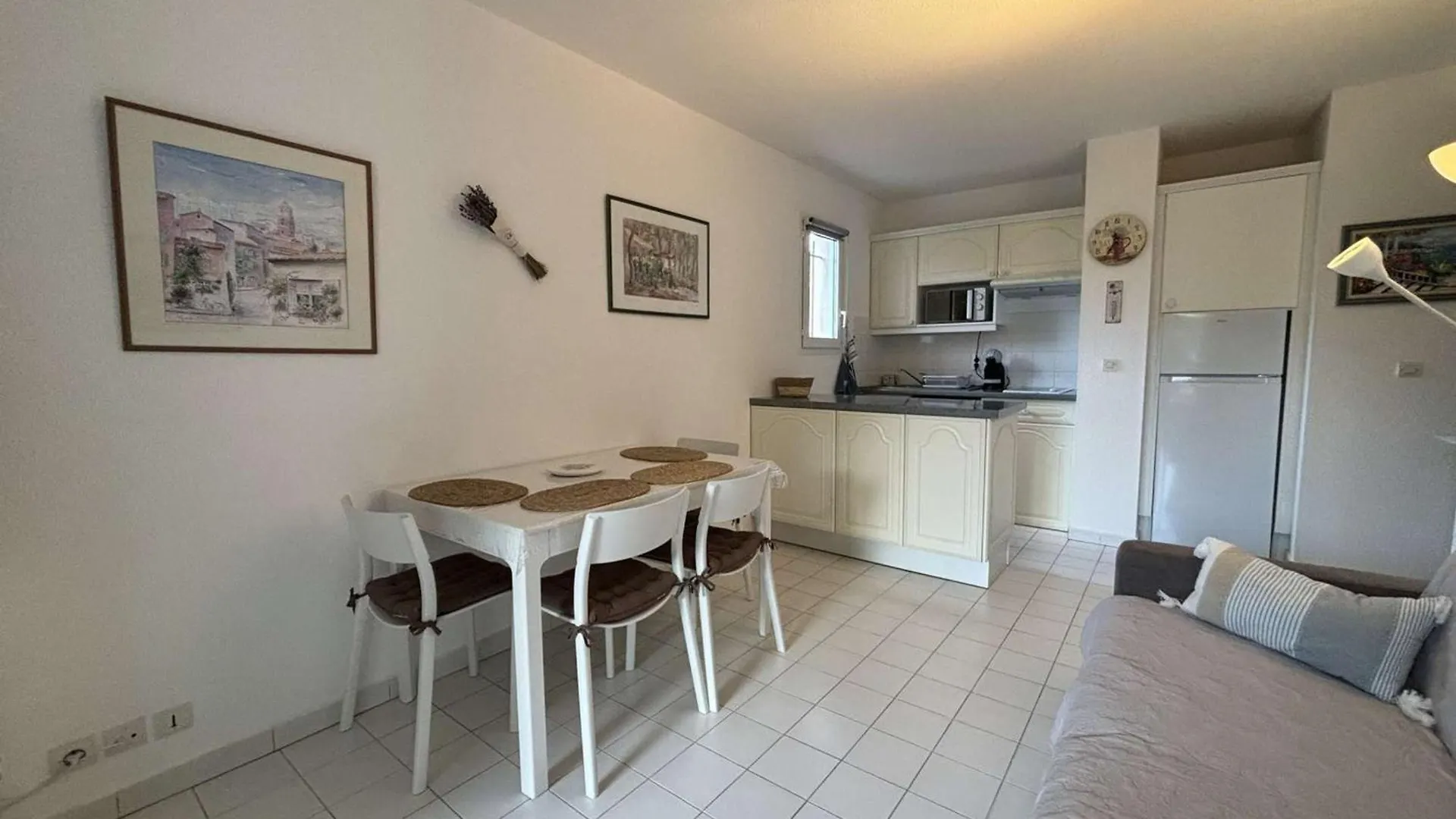 Appartement Avec Terrasse Et Piscine, 2 Pieces, 4 Couchages, A Cavalaire-Sur-Mer - Fr-1-226B-206 Apartment